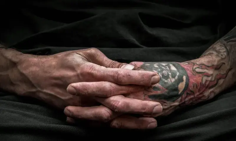 Czy tatuaże to grzech? Religijne i moralne spojrzenie na tatuaże