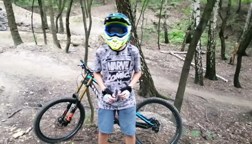Jak skakać na rowerze: unikaj błędów i naucz się techniki skoku