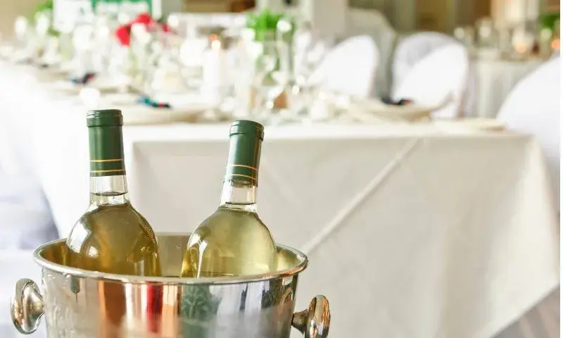 Jakie wino na ślub? Wybierz idealne trunki na wyjątkowy dzień