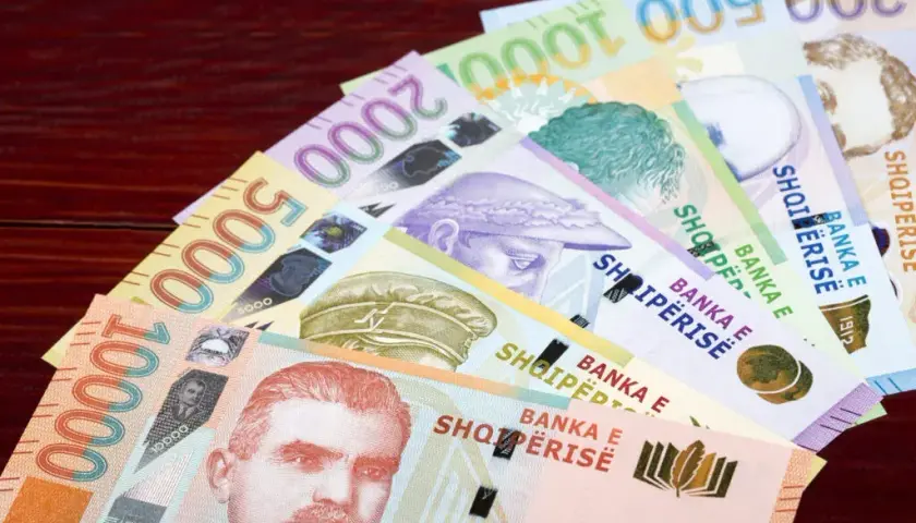 Jaka waluta obowiązuje w Albanii? Wszystko o leku albańskim i płatnościach