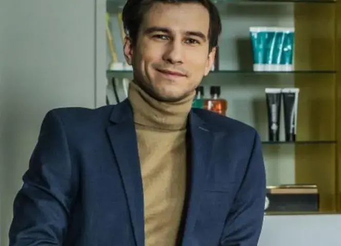 Franek z M jak miłość - Kim jest aktor Piotr Nerlewski i jego kariera?