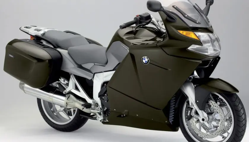 BMW K 1200 GT: techniczne szczegóły, komfort jazdy i wydajność paliwowa