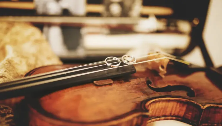 10 najdroższych instrumentów muzycznych wszech czasów