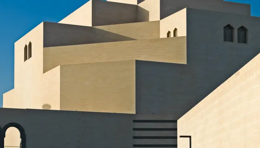 Muzeum sztuki islamskiej w Doha: historia, architektura i wystawy