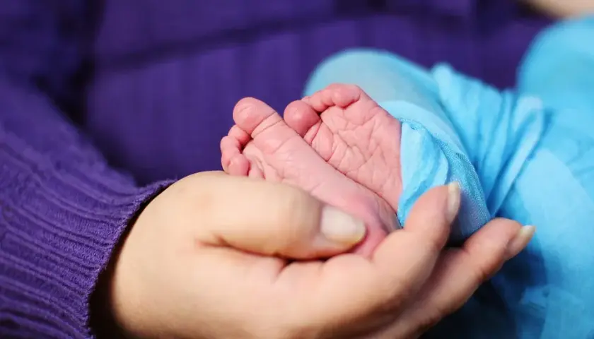 Gdzie można zrobić kurs opiekunki dziecięcej i zdobyć pewność siebie?