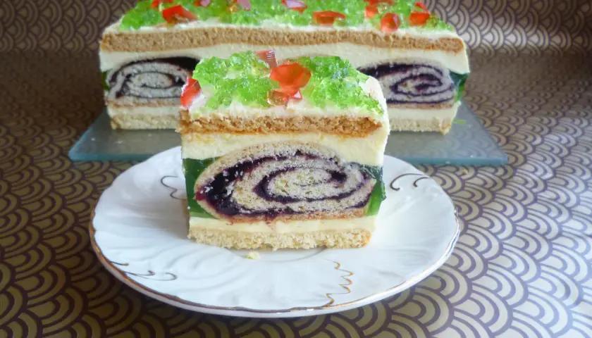 Domowe ciasto pawie oko z galaretką - najlepszy przepis krok po kroku