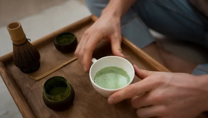Matcha czy kawa – porównanie i wybór dla zdrowia