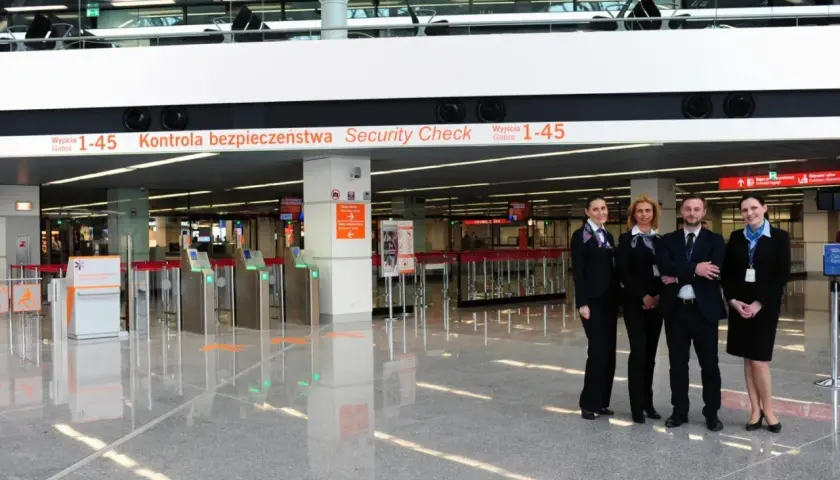 Co to jest terminal na lotnisku i jakie ma kluczowe funkcje?