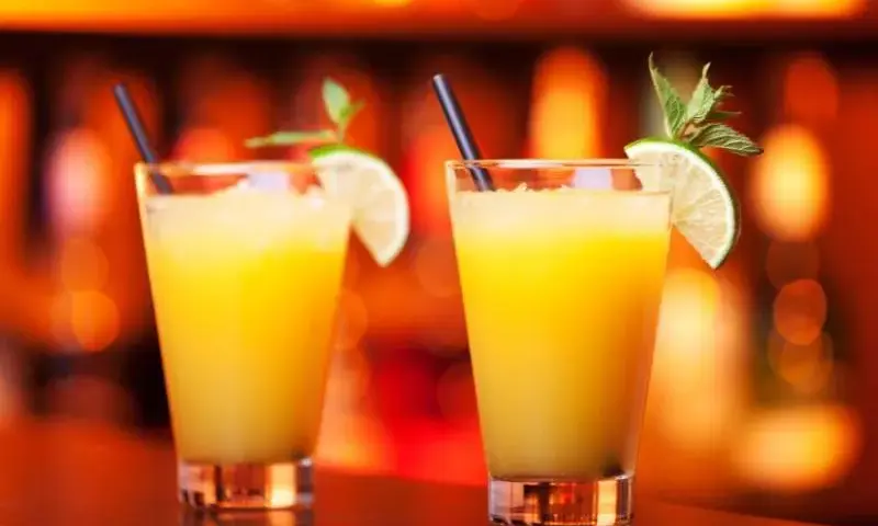 Najlepsze drinki z sokiem pomarańczowym, które musisz spróbować