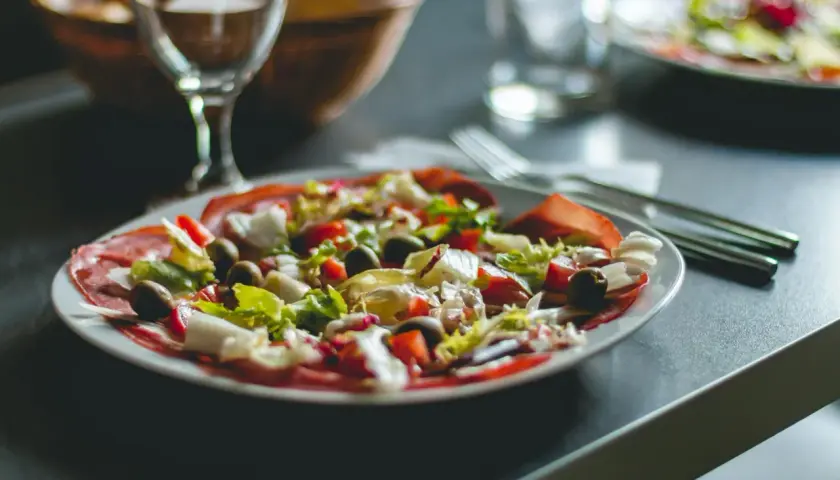 Zdrowa Rewolucja na Talerzu: Catering Dietetyczny w Chorzowie