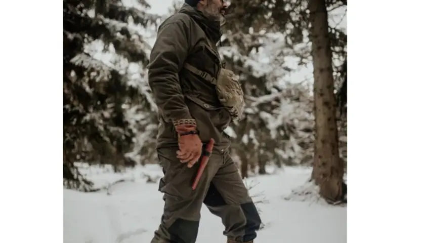 Dlaczego spodnie taktyczne to najlepszy wybór dla miłośników outdooru i survivalu?