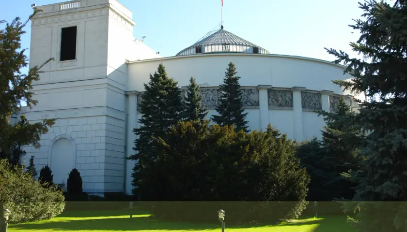 Czy prezydent może zawetować ustawę? Poznaj zasady i konsekwencje
