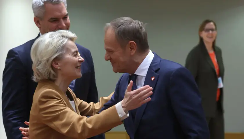 Kiedy euro w Polsce według Tuska? Plany i kontrowersje w tle