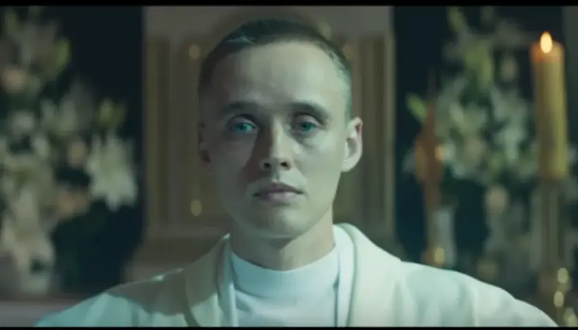 Film Boże Ciało - kontrowersyjny dramat o fałszywym księdzu
