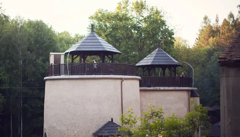Skansen górniczo-hutniczy w Leszczynie: odkryj fascynującą historię