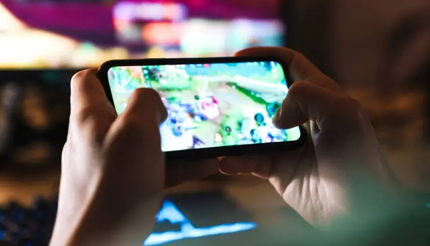 Dlaczego wyrzuca mnie z gry na telefonie: 5 skutecznych rozwiązań problemu