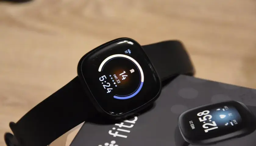 Fitbit Versa 3 recenzja: co musisz wiedzieć przed zakupem smartwatcha