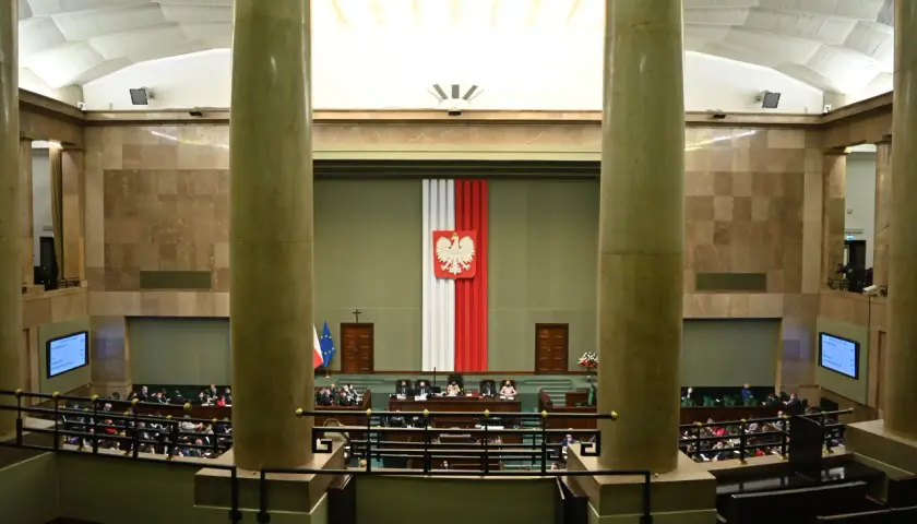 Do kiedy PiS będzie rządził? Kluczowe daty i co to oznacza dla Polski