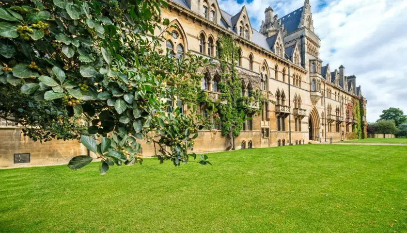 Najlepsze atrakcje w Oxfordzie, które musisz zobaczyć podczas wizyty