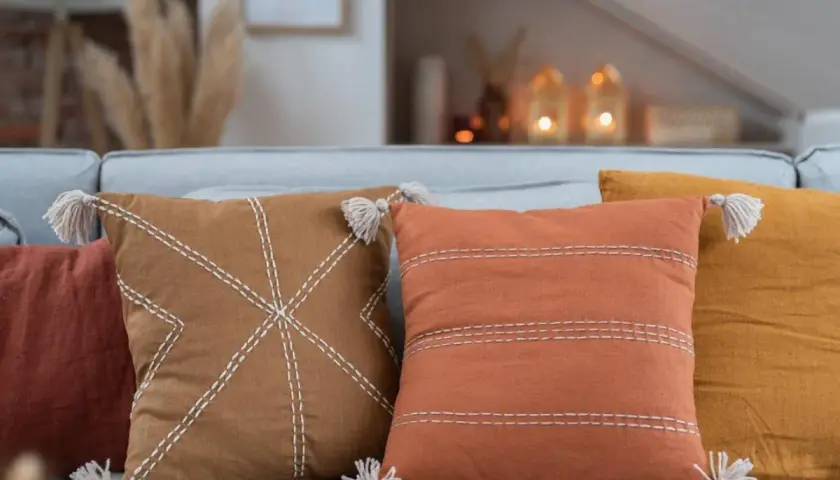 Jak stworzyć piękną poduszkę boho DIY, która ożywi Twój dom