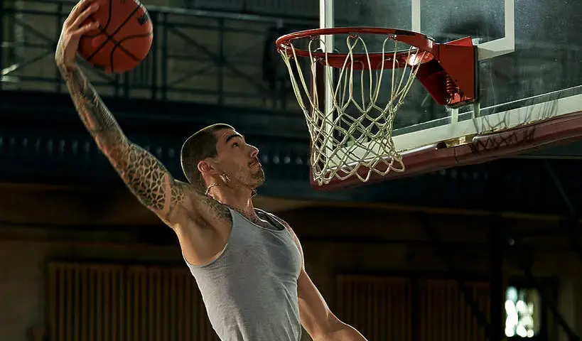 Najlepsze filmy o koszykówce na Netflixie – ranking i recenzje