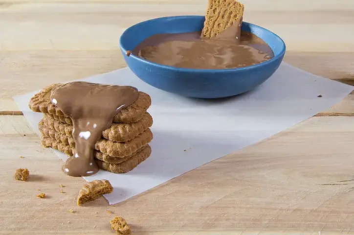 Ingrédients du spéculoos : ce que vous devez savoir pour réussir vos biscuits