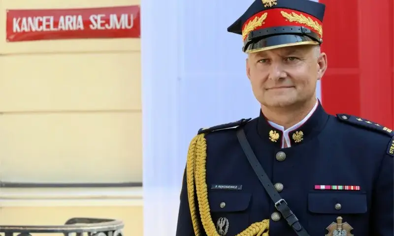 Komendant straży marszałkowskiej: kluczowe informacje i obowiązki