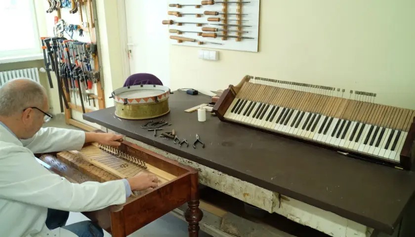 Higiena i konserwacja instrumentów - jak dbać o sprzęt muzyczny?