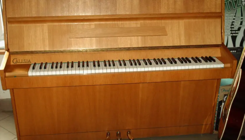  Najlepsze używane pianina w atrakcyjnych cenach