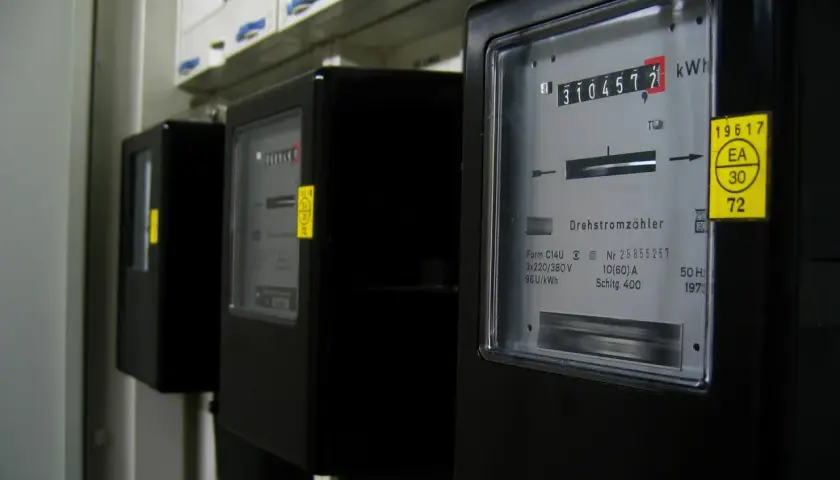 Jak 500w przelicza się na kwh? Zaskakujące fakty o energii