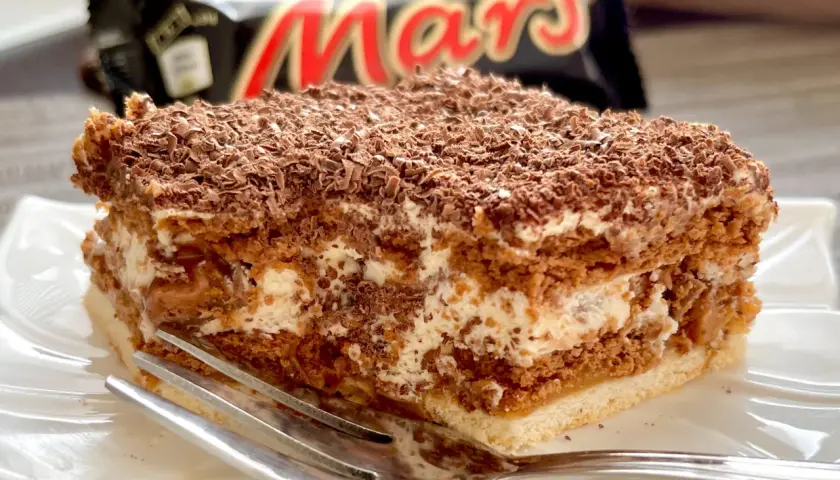 Najlepszy przepis na domowe ciasto mars - szybkie i bez pieczenia
