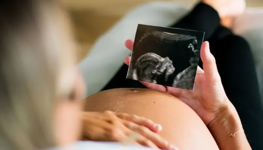 Czy w okres można zajść w ciążę? Prawda o ryzyku i mitach
