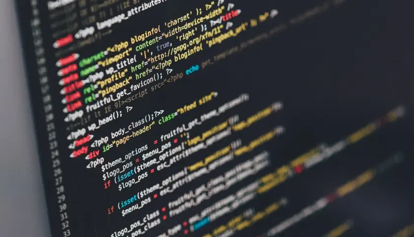 Na co zwrócić uwagę przy wyborze szkoły programowania dla dzieci i młodzieży?