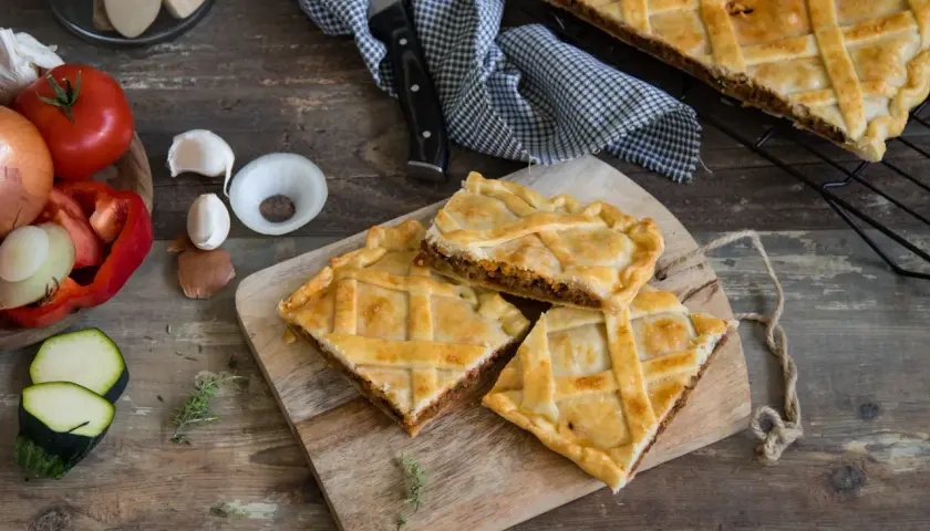 Empanada de carne picada y verduras: receta fácil y deliciosa