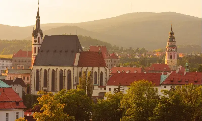 Czeski Krumlov atrakcje – odkryj ukryte skarby tego magicznego miasta
