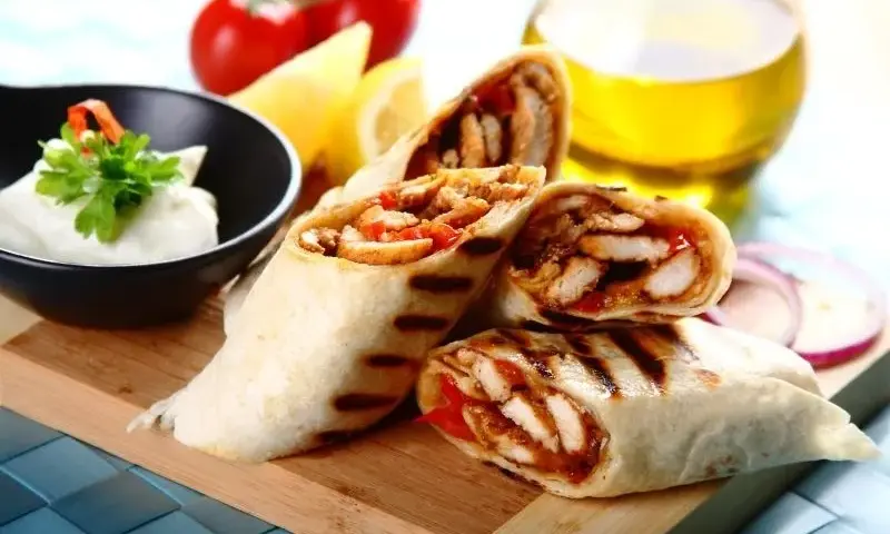 Tortilla z grilla: Jak zrobić idealną? Przepisy i porady