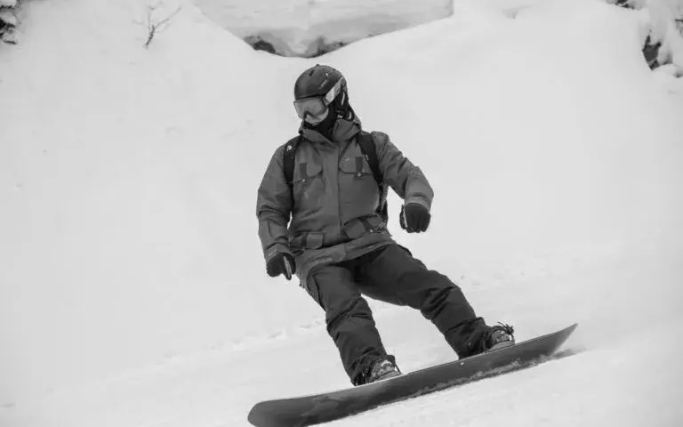 Jak jeździć na snowboardzie: uniknij najczęstszych błędów początkujących