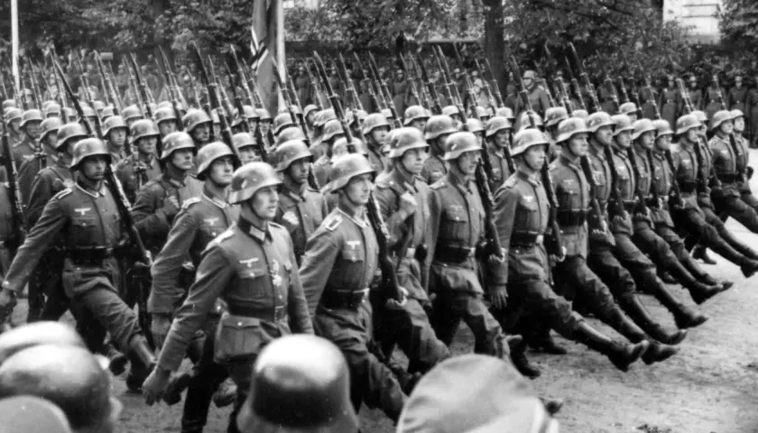 Niemieckie mundury z II wojny światowej: Różnice, rodzaje, ciekawostki