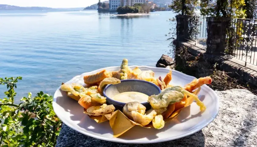 Gdzie zjeść w Varenna: najlepsze restauracje z widokiem na jezioro