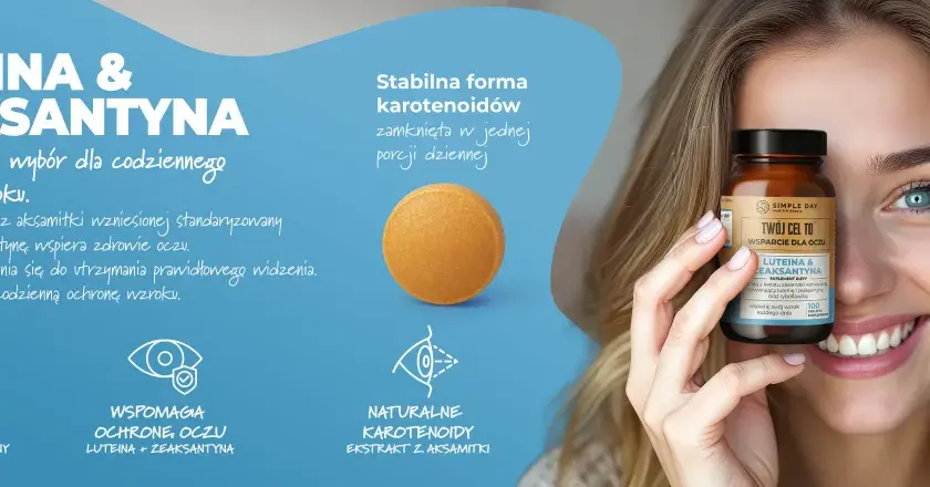 Uśmiechnięta kobieta trzyma suplement diety z luteiną i zeaksantyną, wspierający zdrowie oczu.