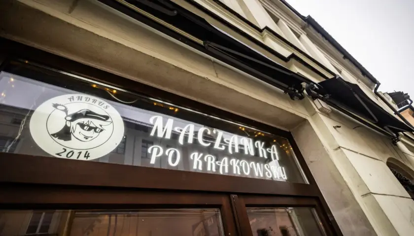 Gdzie zjeść maczankę po krakowsku? Najlepsze miejsca w Krakowie