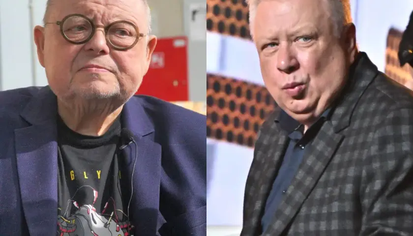 Dwóch mężczyzn, jeden w okularach i koszulce z grafiką, drugi w kratowanej marynarce. Nie ma informacji o tym, ile lat ma syn Marka Sierockiego.