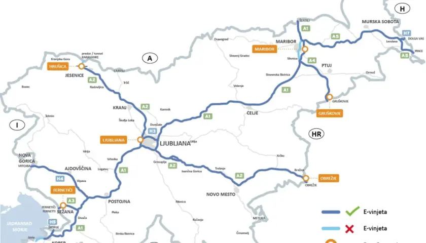 Mapa Słowenii z zaznaczonymi autostradami i punktami obsługi. Winiety Słowenia - sprawdź, gdzie kupić.