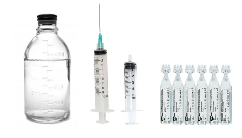 Fiala di soluzione fisiologica, siringhe e fialette per inalazioni, utili per sciogliere il catarro.