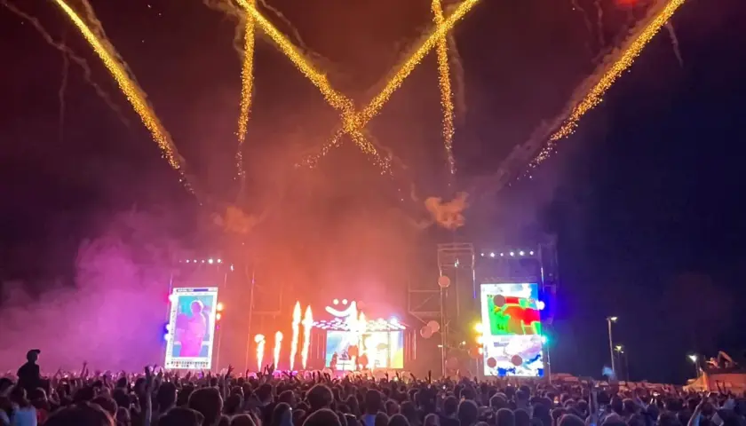 Koncert Maty w Krakowie: tłum, fajerwerki i płomienie na scenie. Niezapomniany wieczór!