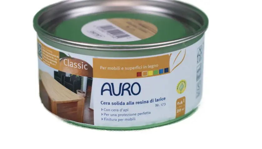 Latta di cera per legno AURO Classic, ideale per mobili e superfici. Scopri come si usa per una finitura perfetta.