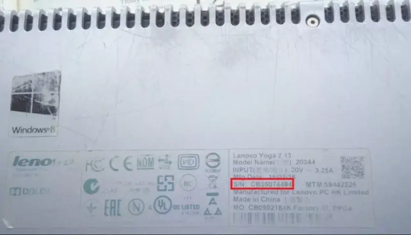 Gdzie jest numer seryjny laptopa? Oto najprostsze sposoby na jego znalezienie