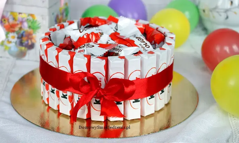 Co z Kinder Czekolady? Szybkie desery, torty i prezenty DIY!