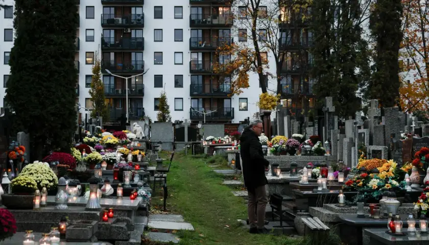 Ile kosztuje miejsce na cmentarzu w Ciechanowie? Ceny i opcje grobów