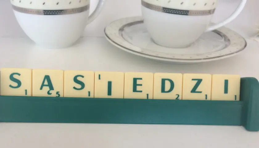 Sąsiad nęka? Legalne metody na odzyskanie spokoju i kontroli